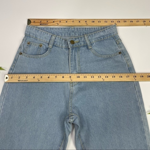 SHEIN Sz S Light Washed Denim High Rise Mom Jeans Women’s - Picture 3 of 10